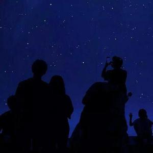 日乐山老少妇多毛逼
