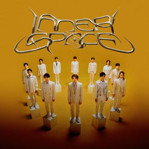 美女扒开腿㊙️男人爽桶视频
