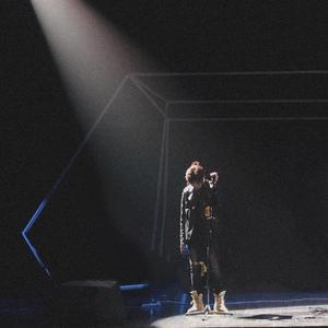 男生日女生骚B视频
