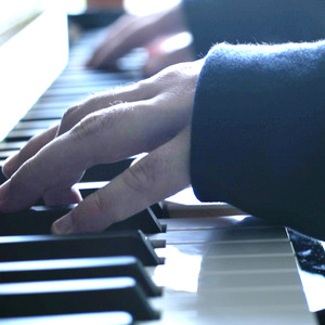 北美巨乳三级片
