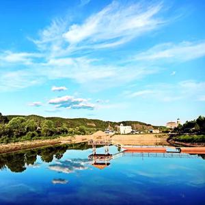 丰满的继牳一级A片
